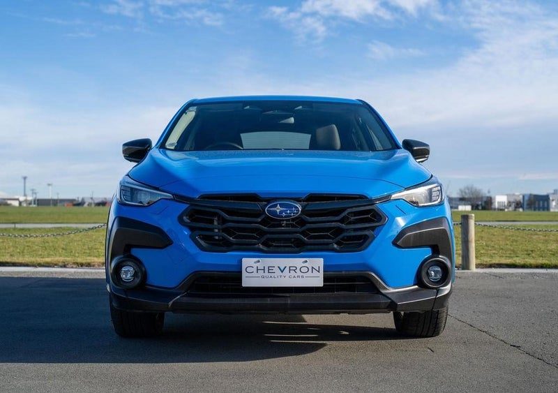 2023 Subaru Crosstrek 4WD Touring, photo 2