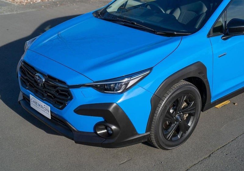 2023 Subaru Crosstrek 4WD Touring, photo 3