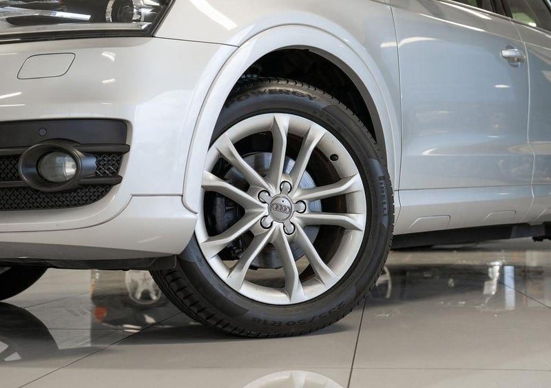 2013 Audi Q3 2.0TFSI Quattro, photo 2