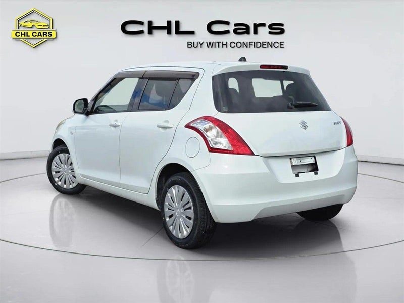2015 Suzuki Swift XG, photo 2