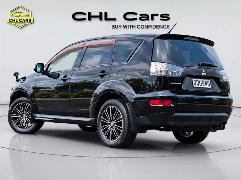 2012 Mitsubishi Outlander 7 Seater, photo 2