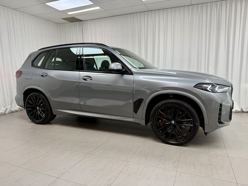 2025 BMW, photo 2
