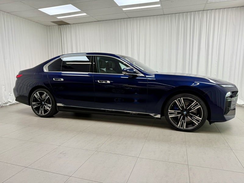 2022 BMW i7 i7 xDrive60, photo 2