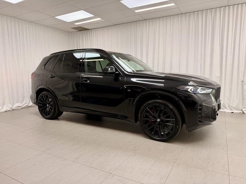 2025 BMW X5 M Sport, photo 2