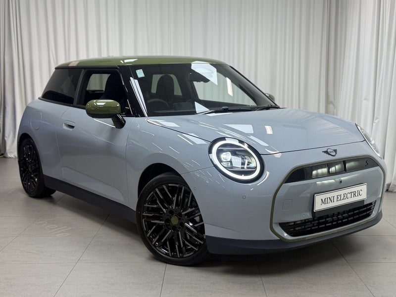 2026 MINI Hatch Cooper SE Paul Smith