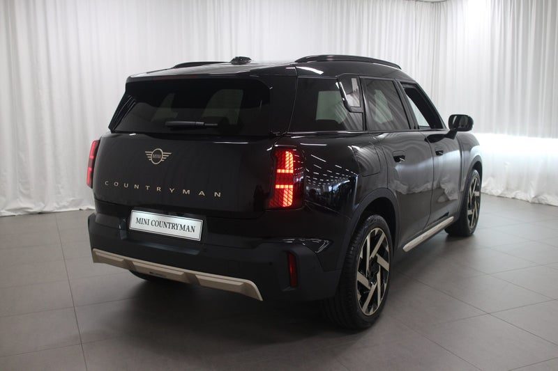 2026 MINI Countryman Countryman C Favoured, photo 3