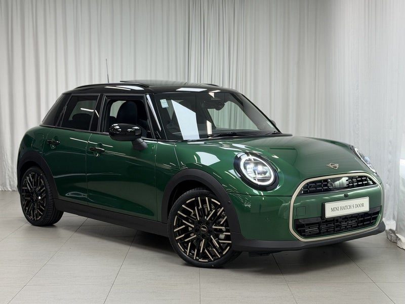 2026 MINI Hatch Cooper C 5 Door Favoured