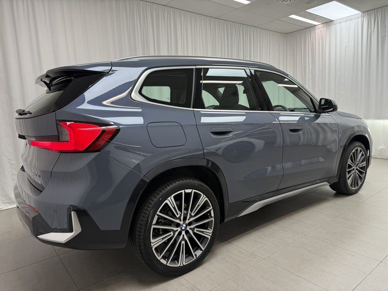 2026 BMW X1 X1 sDrive18i, photo 3