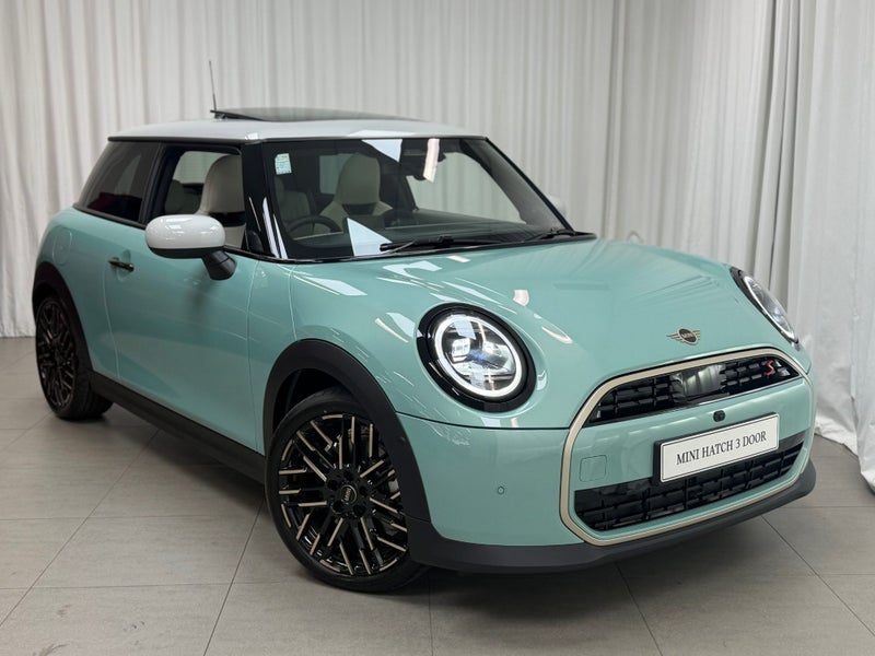 2026 MINI Cooper S Cooper S 3Door Favoured, photo 2
