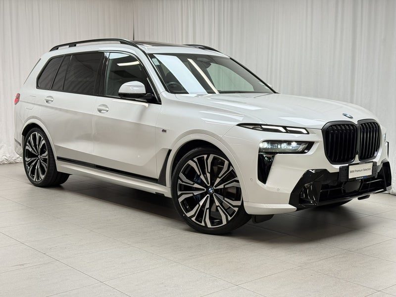 2025 BMW X7 M Sport