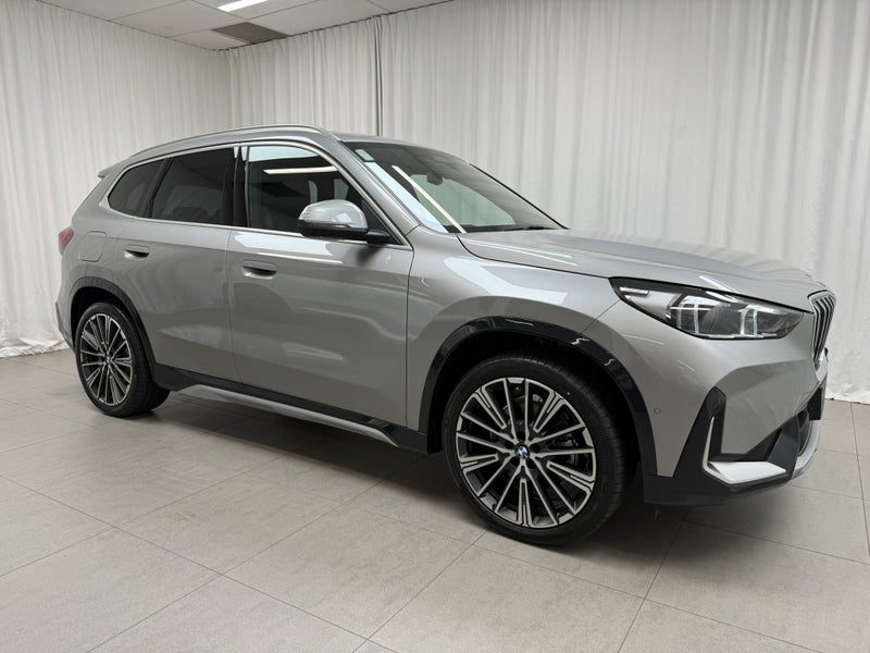 2026 BMW X1 X1 xDrive25e + Innovations Package, photo 2