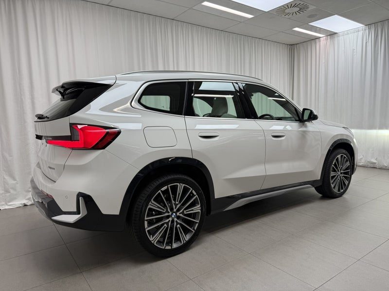 2026 BMW X1 X1 sDrive18i + Innovations, photo 3