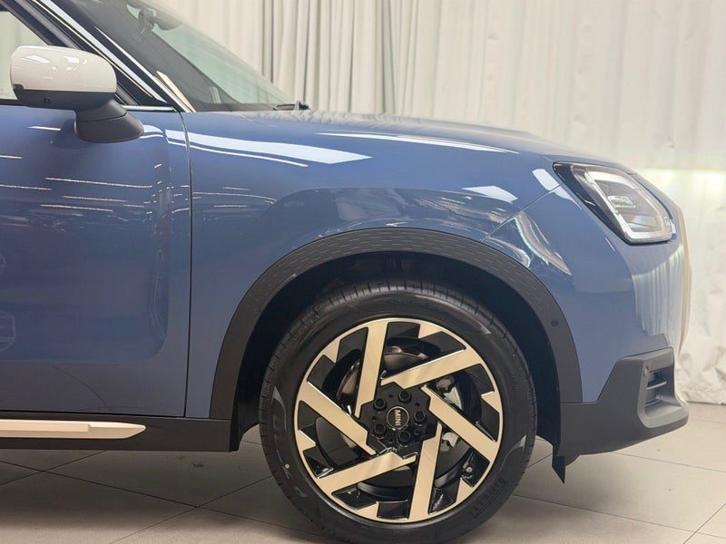 2026 MINI Countryman Countryman S ALL4 Favoured, photo 3