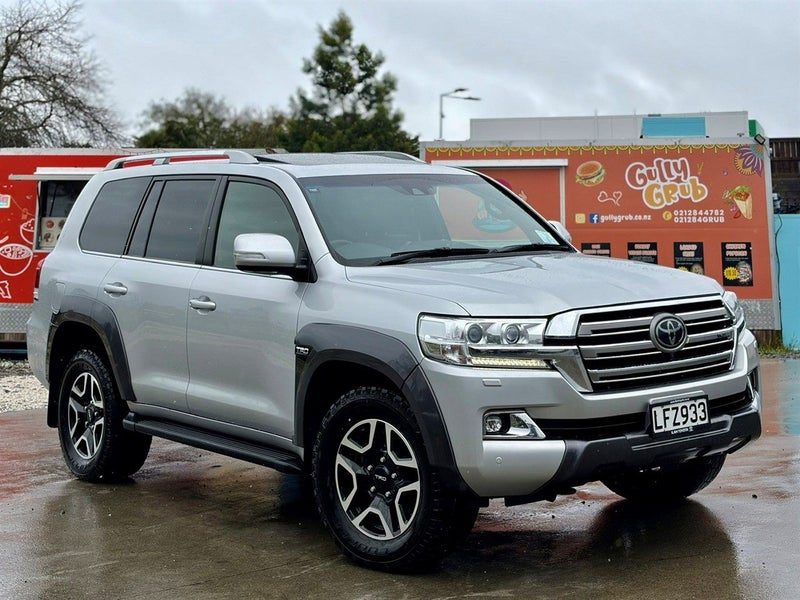 2018 Toyota Land Cruiser VX Limited 4.5 V8 Diesel, photo 2