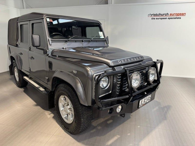 2015 Land Rover Defender 110 2.2 TDI Facelift Ute, photo 2