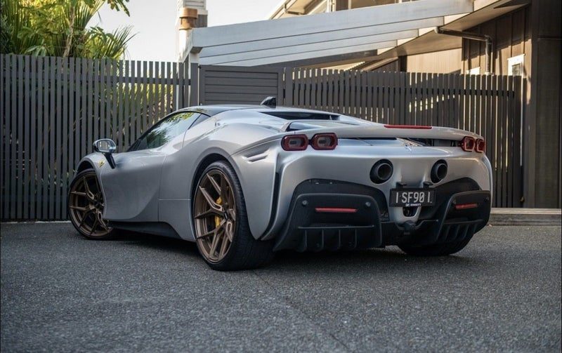 2021 Ferrari SF90 Stradale Supercar, photo 3