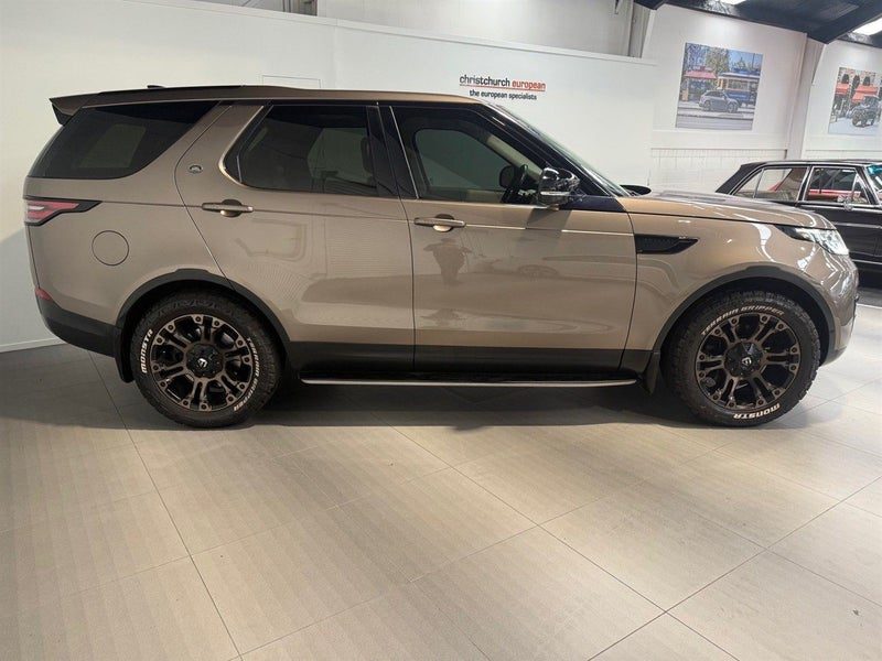 2017 Land Rover Discovery HSE, photo 3