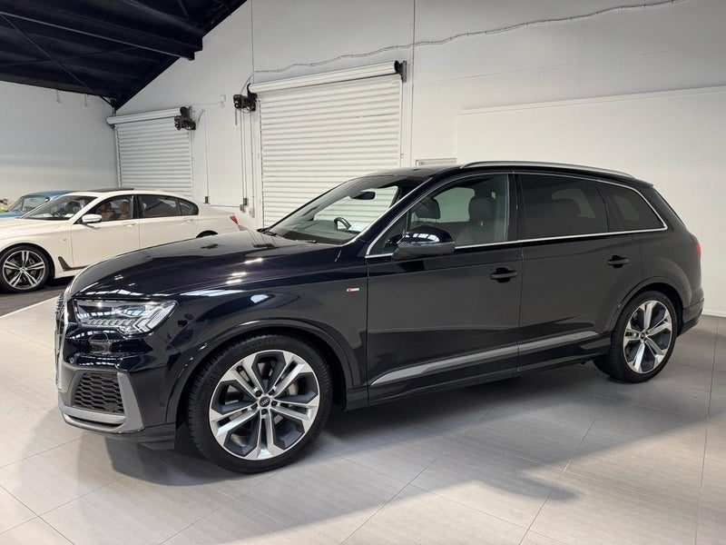 2021 Audi Q7 55 TFSI S Line Quattro Facelift, photo 3