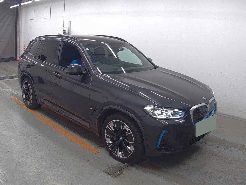 2022 BMW iX3 Motorsport, photo 3