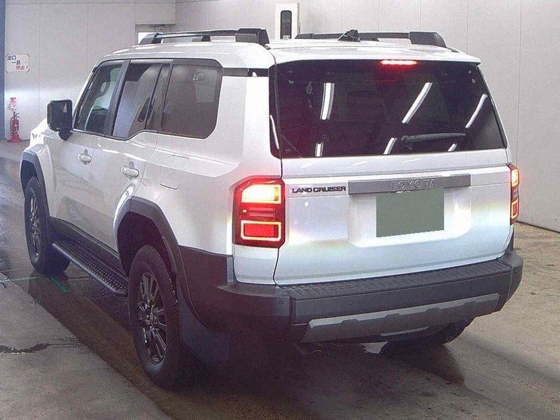 2025 Toyota Land Cruiser Prado VX, photo 3