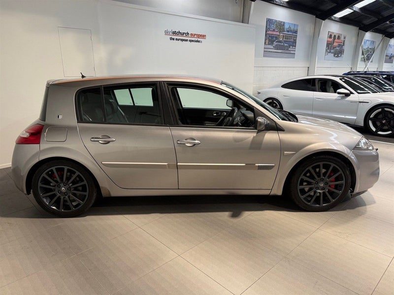 2006 Renault Megane RS 225 Manual, photo 2
