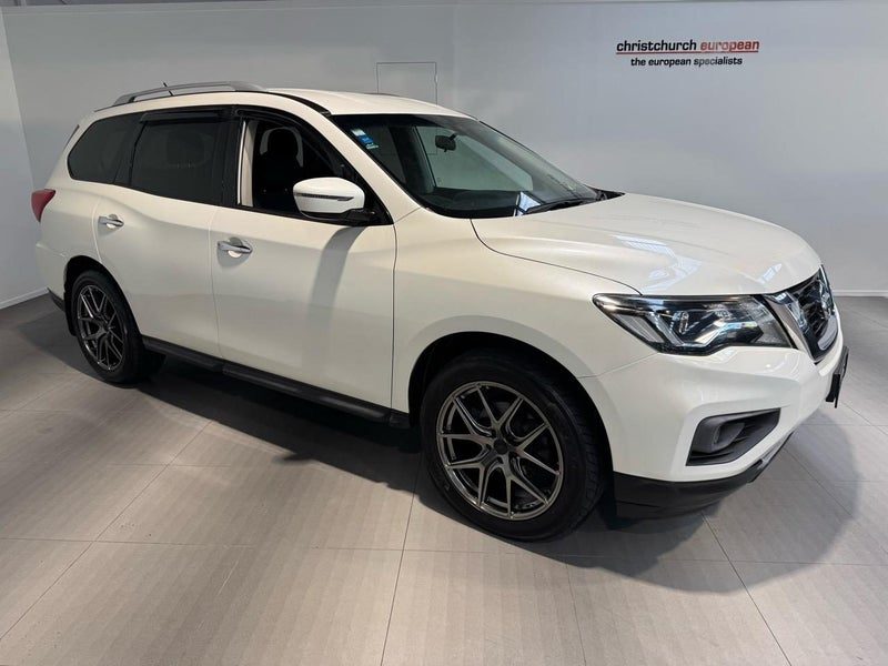 2017 Nissan Pathfinder ST 3.5 4WD 7 Seater NZ New