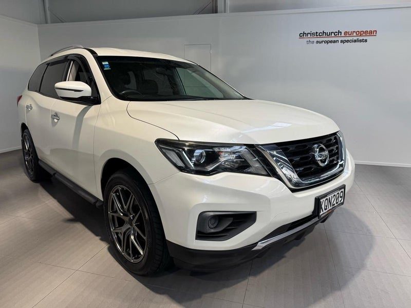 2017 Nissan Pathfinder ST 3.5 4WD 7 Seater NZ New, photo 2