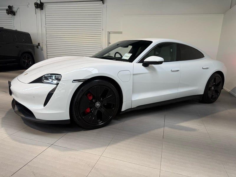 2021 Porsche Taycan 4S, photo 3