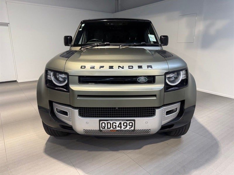 2023 Land Rover Defender 110 D300 Matte Edition, photo 2