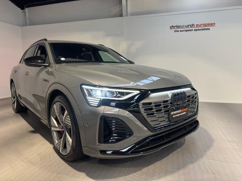 2025 Audi Q8 S Line, photo 2