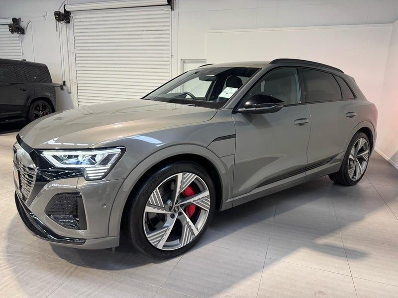 2025 Audi Q8 S Line, photo 3