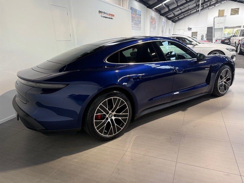 2021 Porsche Taycan 4S Sport Chrono Package, photo 3