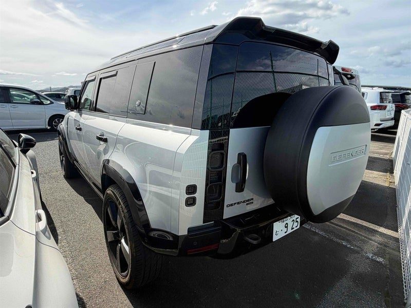 2021 Land Rover Defender 110 D 300 SE, photo 2