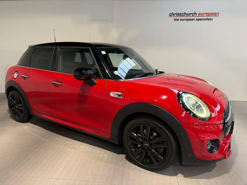 2021 MINI Cooper S, main photo