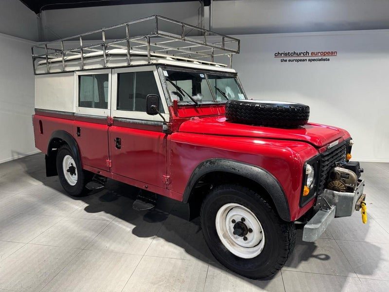 1982 Land Rover Defender 109 V8 Classic, main photo
