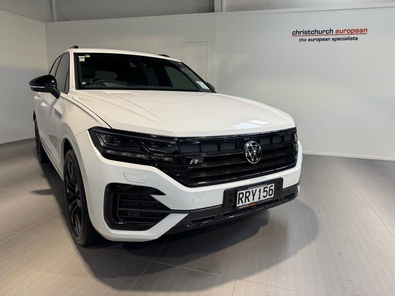 2021 Volkswagen Touareg V6, photo 2