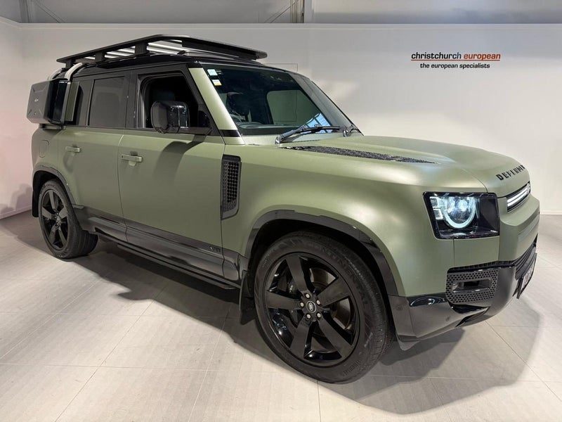 2023 Land Rover Defender V8