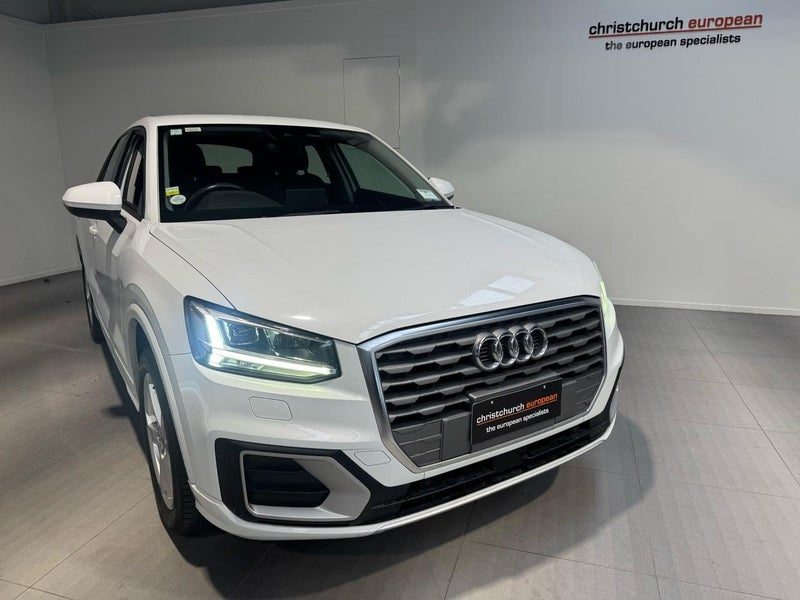 2017 Audi Q2 1.0 TFSI Sport SUV, photo 2