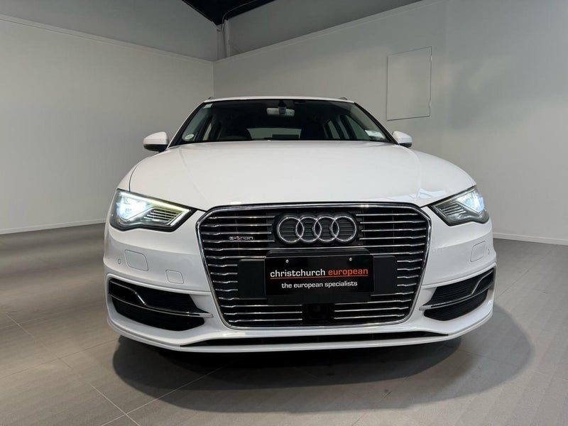 2015 Audi A3 E-Tron PHEV Hatchback, photo 2