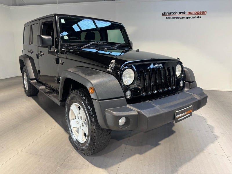 2016 Jeep Wrangler Sport Unlimited 4WD 5DR, photo 2