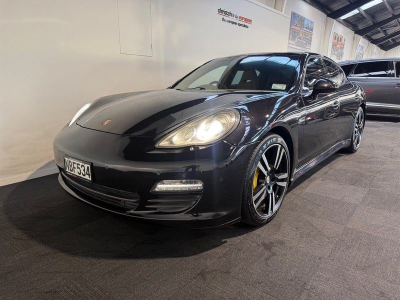 2010 Porsche Panamera S 4.8 V8 Facelift Sedan, photo 2