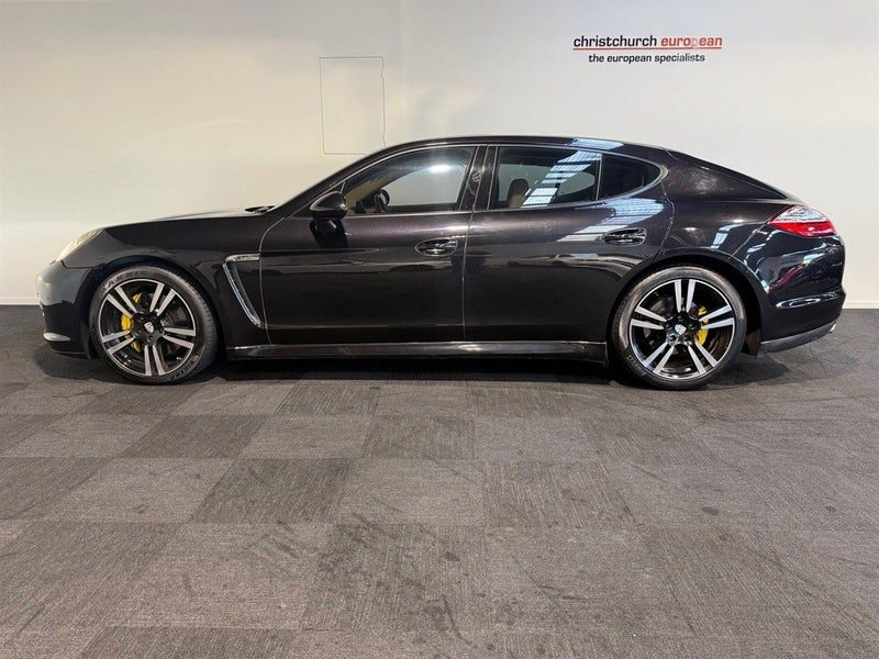 2010 Porsche Panamera S 4.8 V8 Facelift Sedan, photo 3