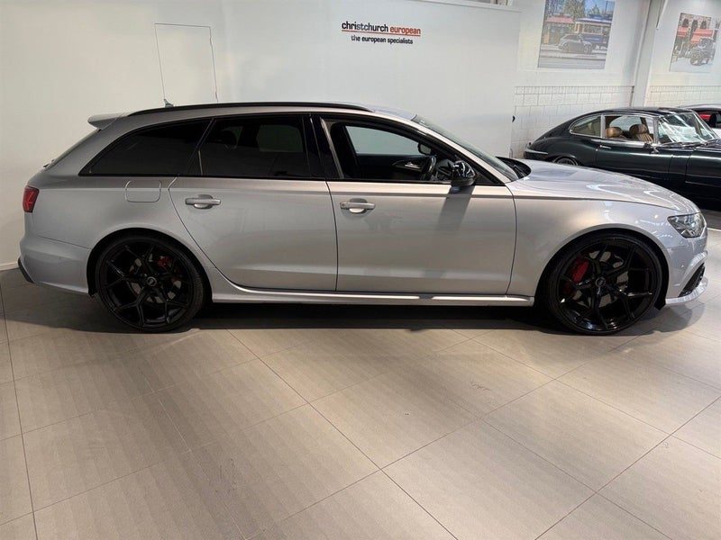 2016 Audi RS6 4.0 V8T Performance Wagon, photo 2