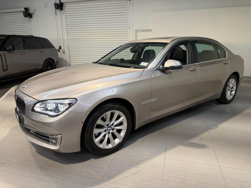 2014 BMW 730LI LWB Limousine spec, photo 3