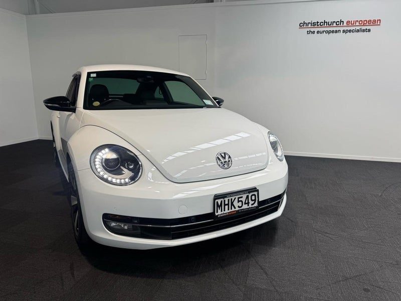 2014 Volkswagen Beetle 2.0 Turbo Exclusive Package, photo 2