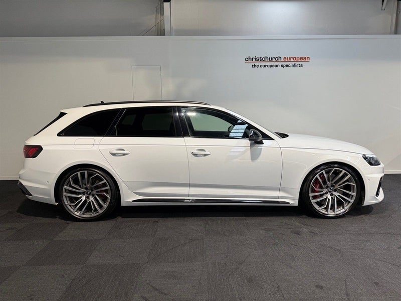 2021 Audi RS4 Quattro 2.9T Quattro Facelift Wagon, photo 3