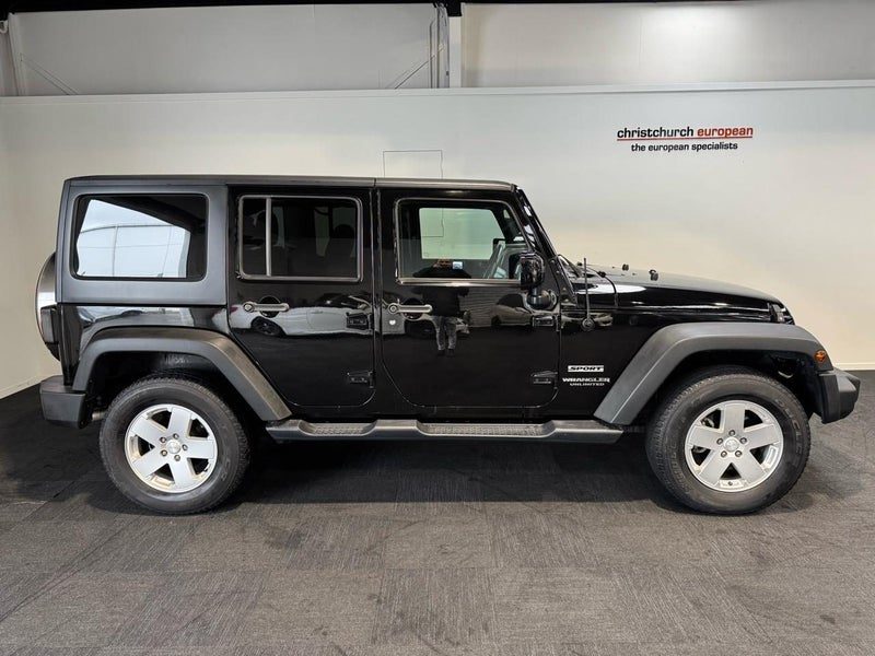 2017 Jeep Wrangler Sport Unlimited 4WD, photo 3