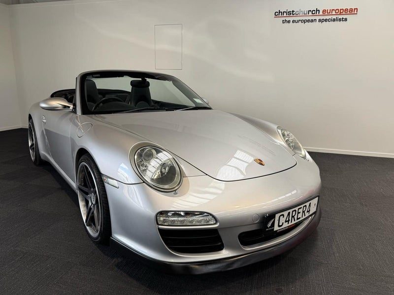 2005 Porsche 911 997 Carrera Cabriolet, photo 2
