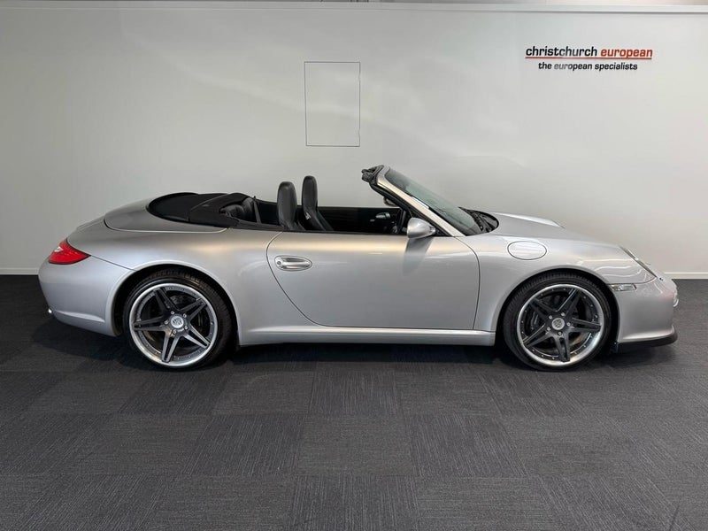 2005 Porsche 911 997 Carrera Cabriolet, photo 3