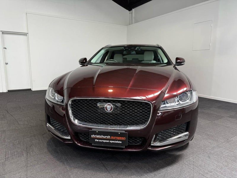 2018 Jaguar XF 20d Prestige Sports Wagon, photo 2
